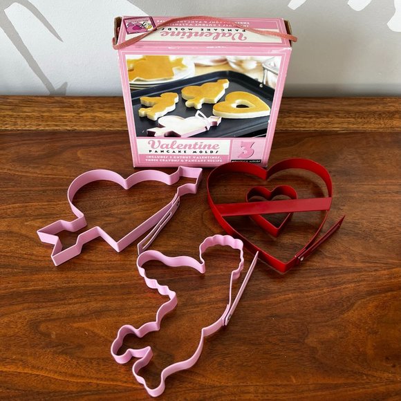 Williams-Sonoma Valentine Pancake Molds Set of 3 | Hearts Cupid Valentine's Day - Picture 1 of 7